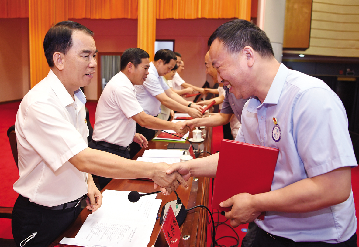 DSC_3925科技大会一.jpg