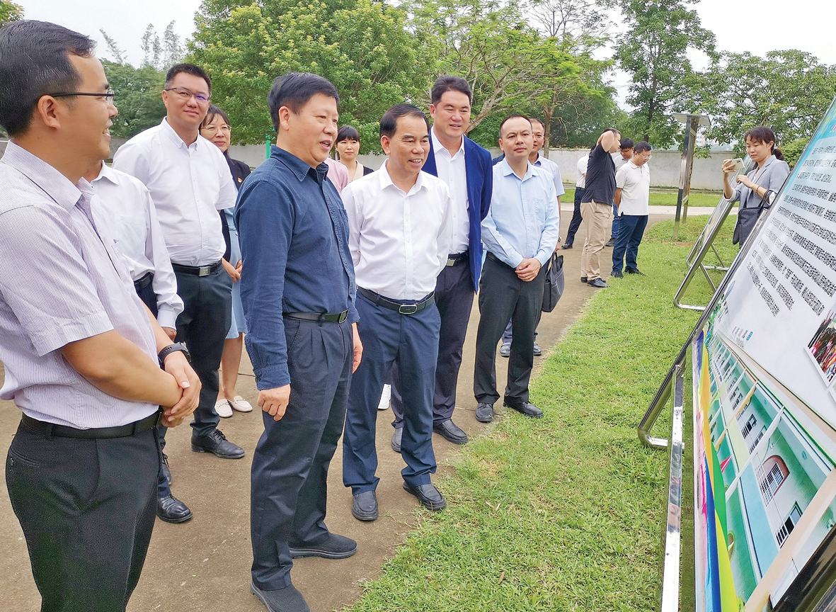 重视驻镇帮镇扶村助力乡村振兴