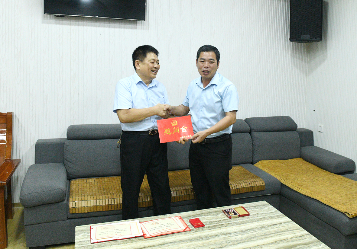 2（裁）--DSC_4841.JPG