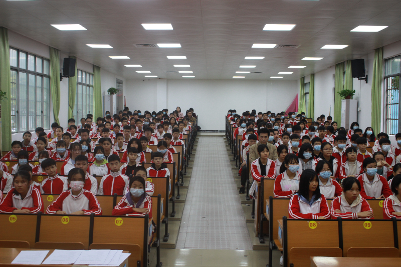 潭水镇:潭水中学举行2021年学雷锋活动启动仪式-阳春